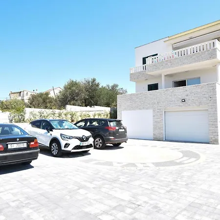 Apartman Antonia *