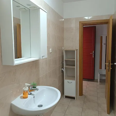 Antonia Apartman *