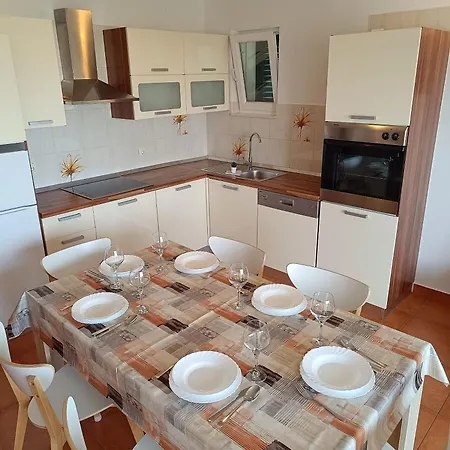 Antonia * Primošten